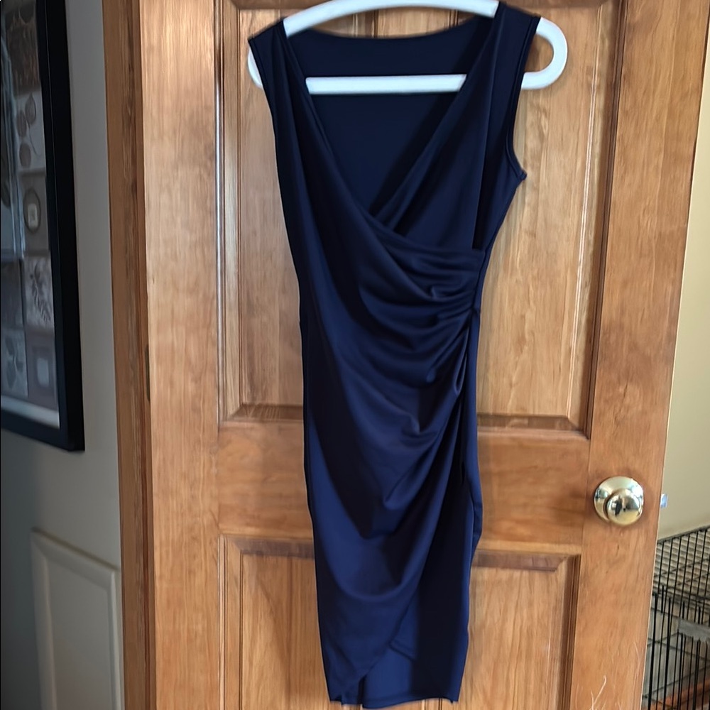 Elegant Navy Blue Sleeveless Dress